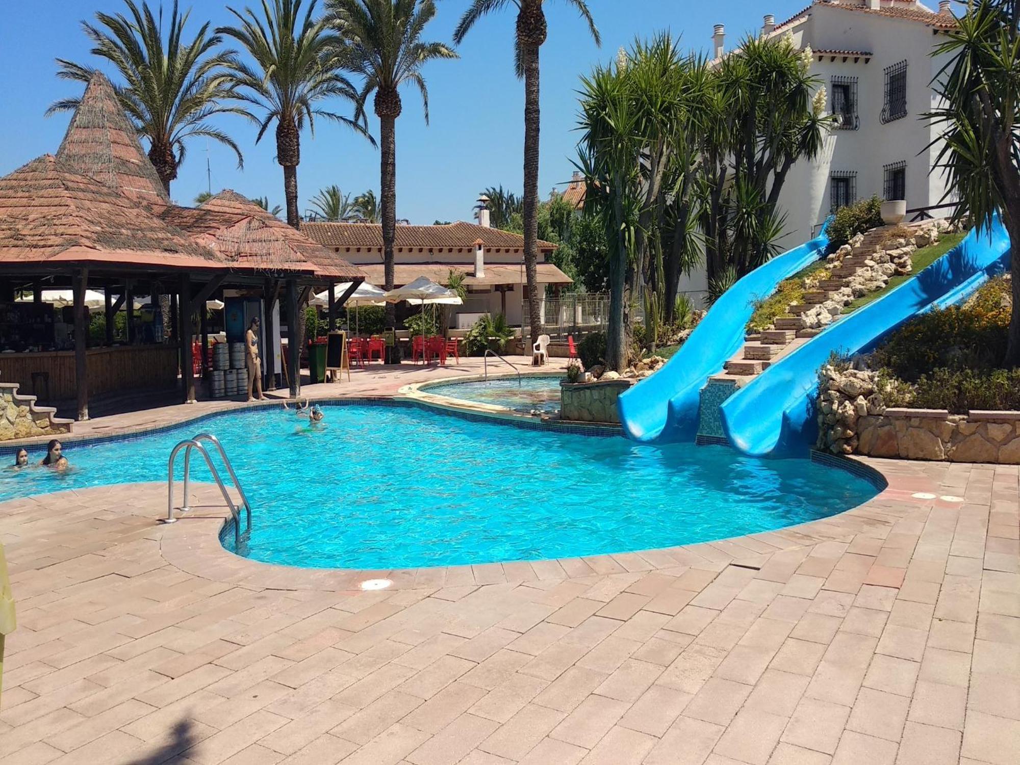 Apartamento Con Gran Terraza. Wifi Gratis Dénia Buitenkant foto